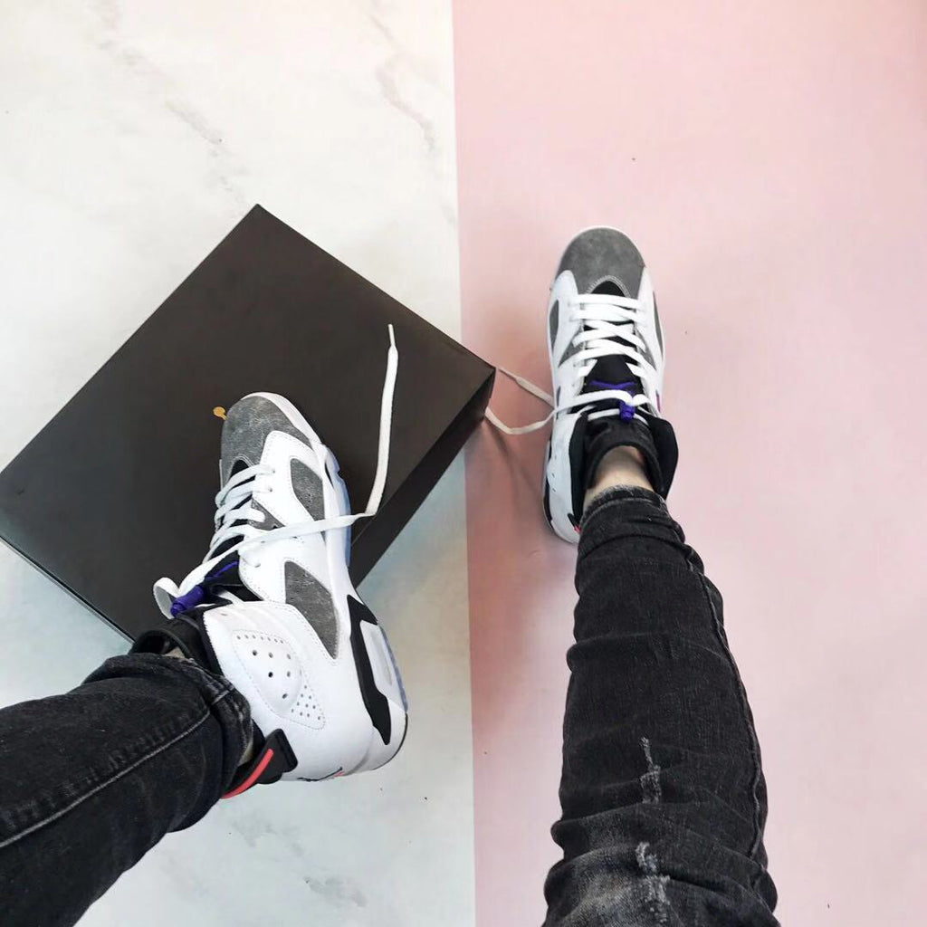 Jordan Air Jordan 6 Flint High-Top Sneakers