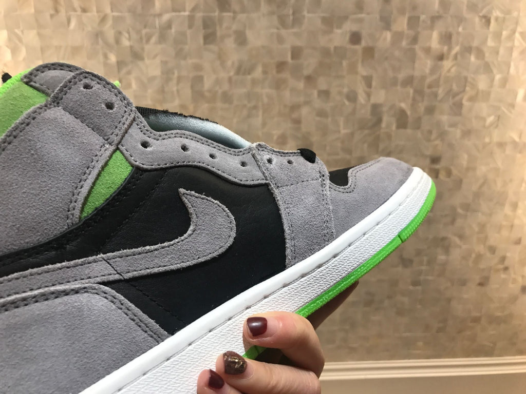Jordan 1 Retro High OG Grey Green High-Top Sneakers