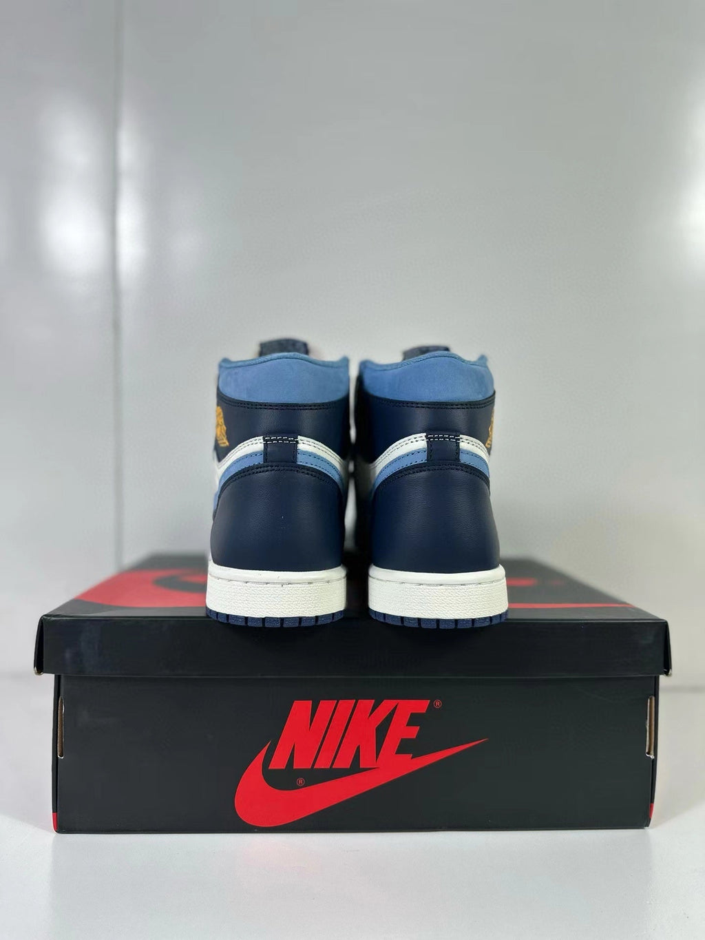 Jordan Air Jordan 1 High OG Blue White FD2596-400