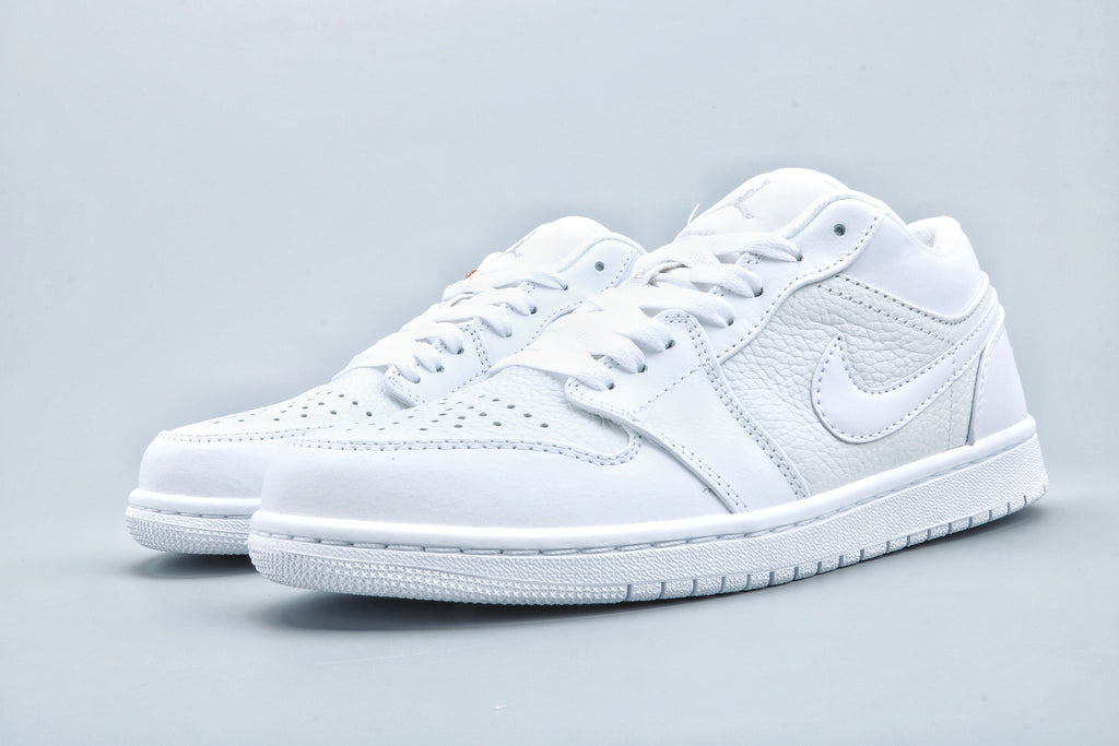 Jordan 1 Low White Sneakers 11136