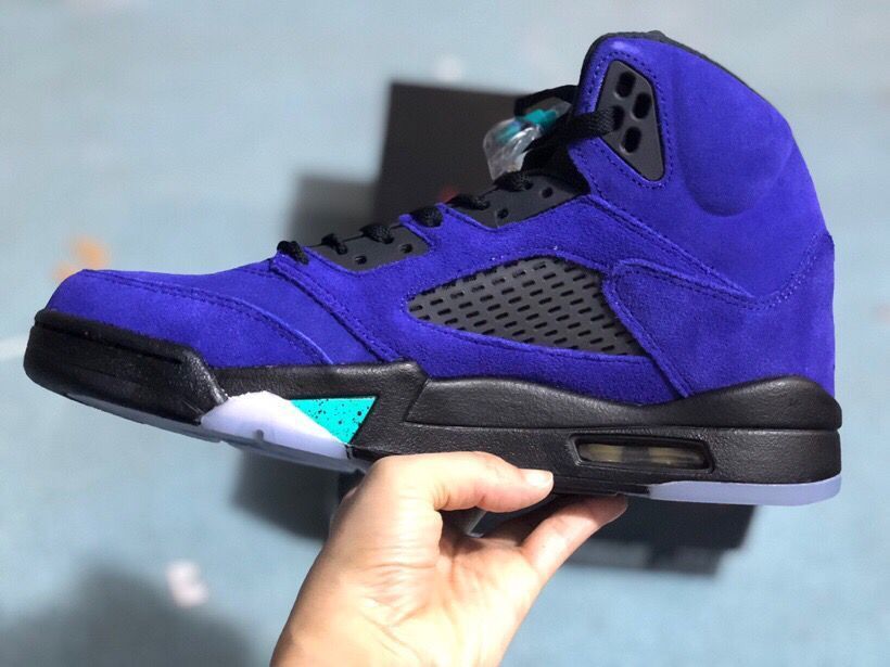 Jordan 5 Retro Sneakers Purple Black