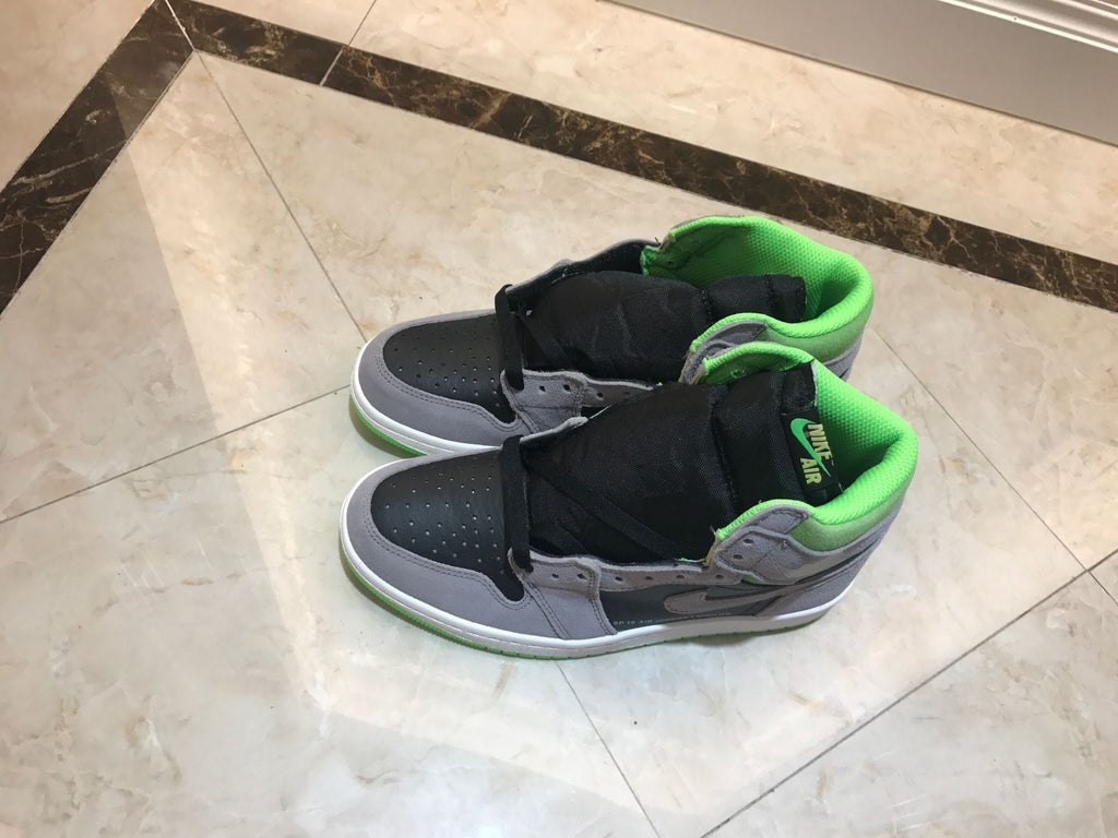 Jordan 1 Retro High OG Grey Green High-Top Sneakers