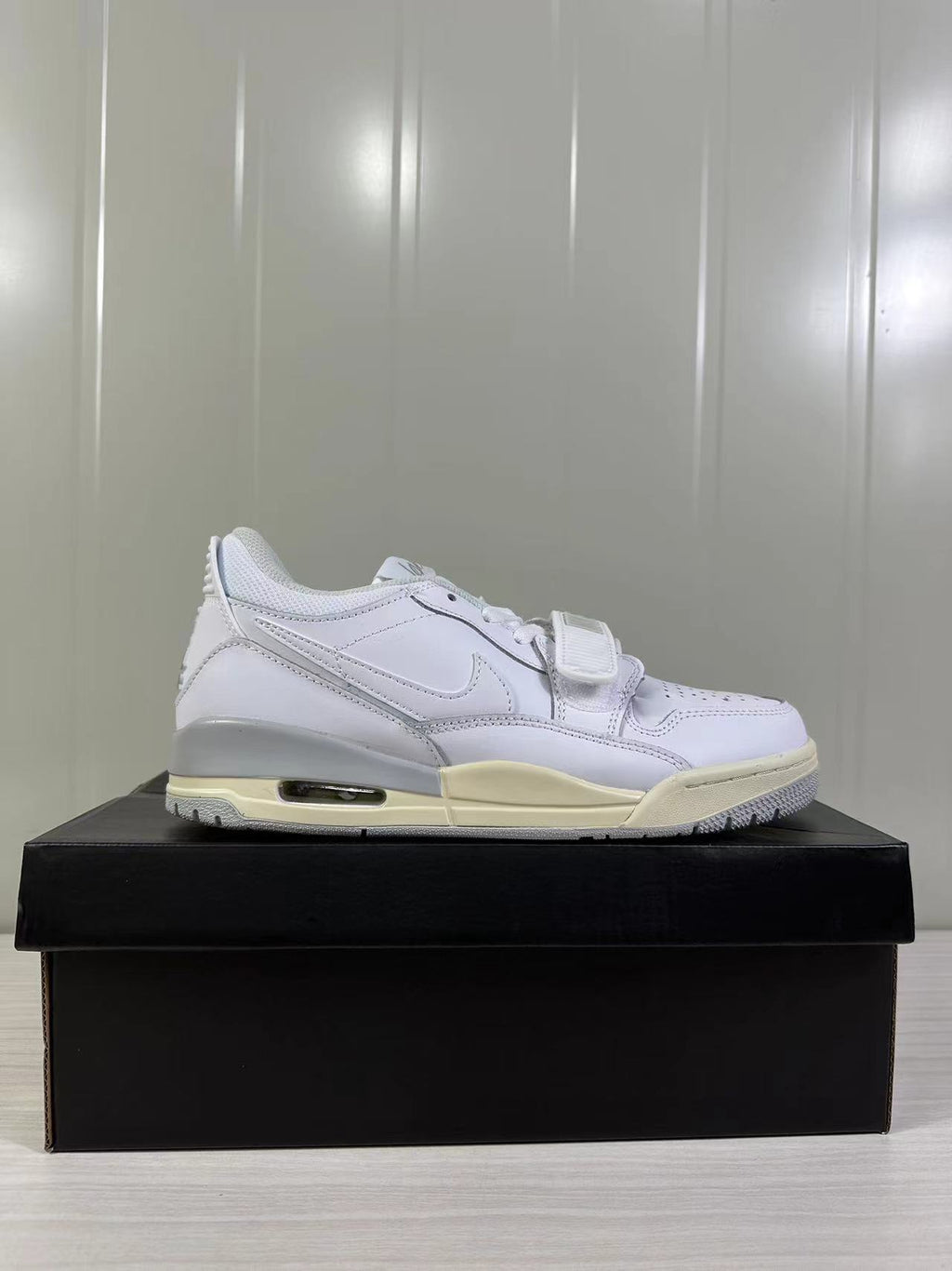 Jordan Legacy 312 Low White HJ9199-111 Sneakers