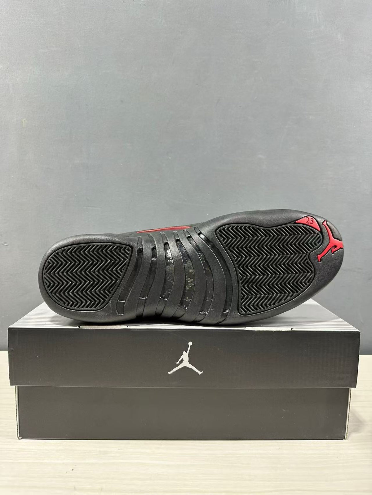 Jordan Air Jordan 12 Retro Black Red CT8013-003