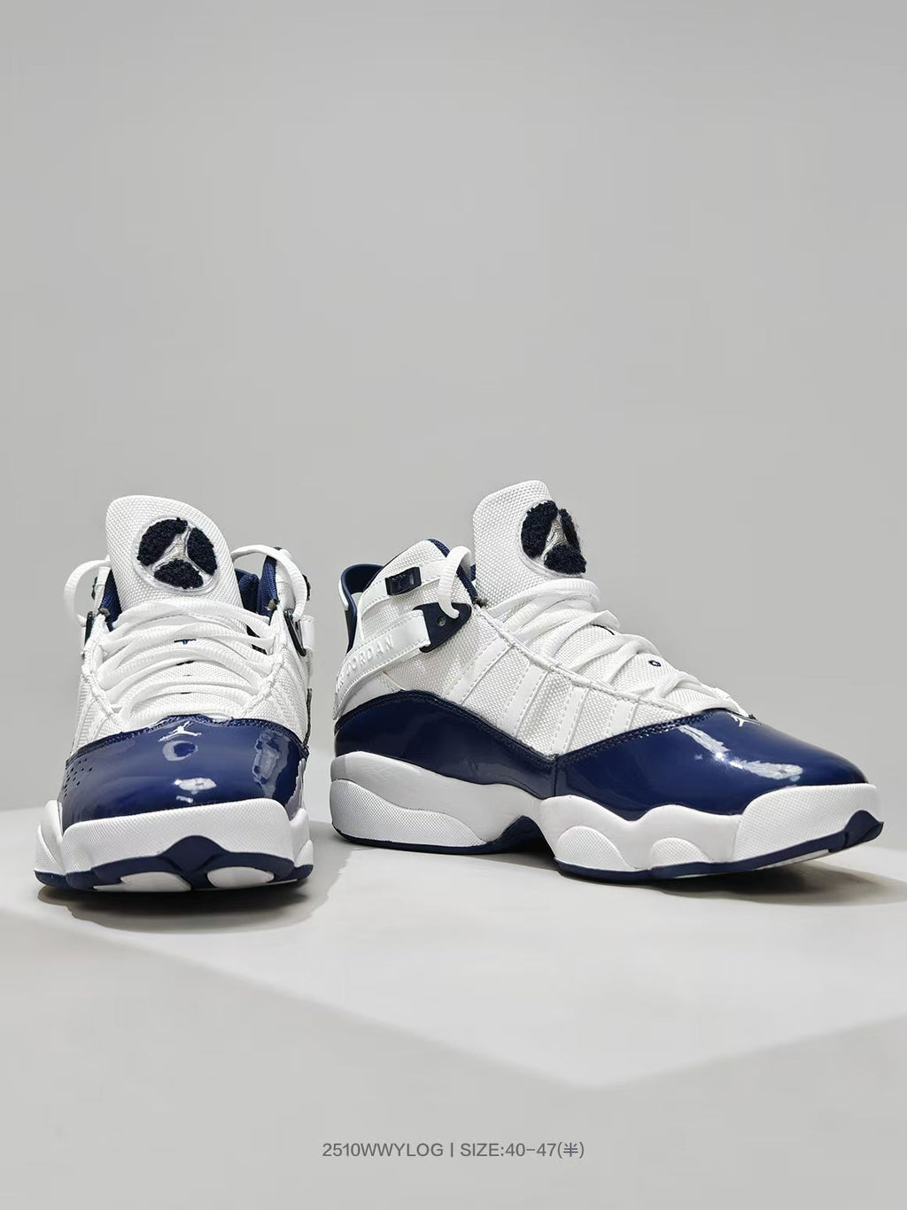 Jordan 6 Sneakers White and Navy