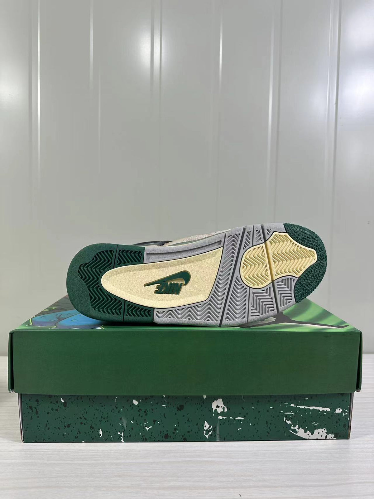 Jordan Air Jordan 4 Retro Off-White Green DC7770-106