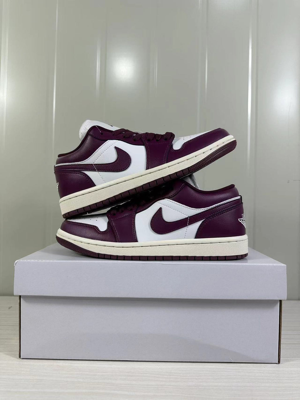 Jordan Air Jordan 1 Low Bordeaux White DC0774-161