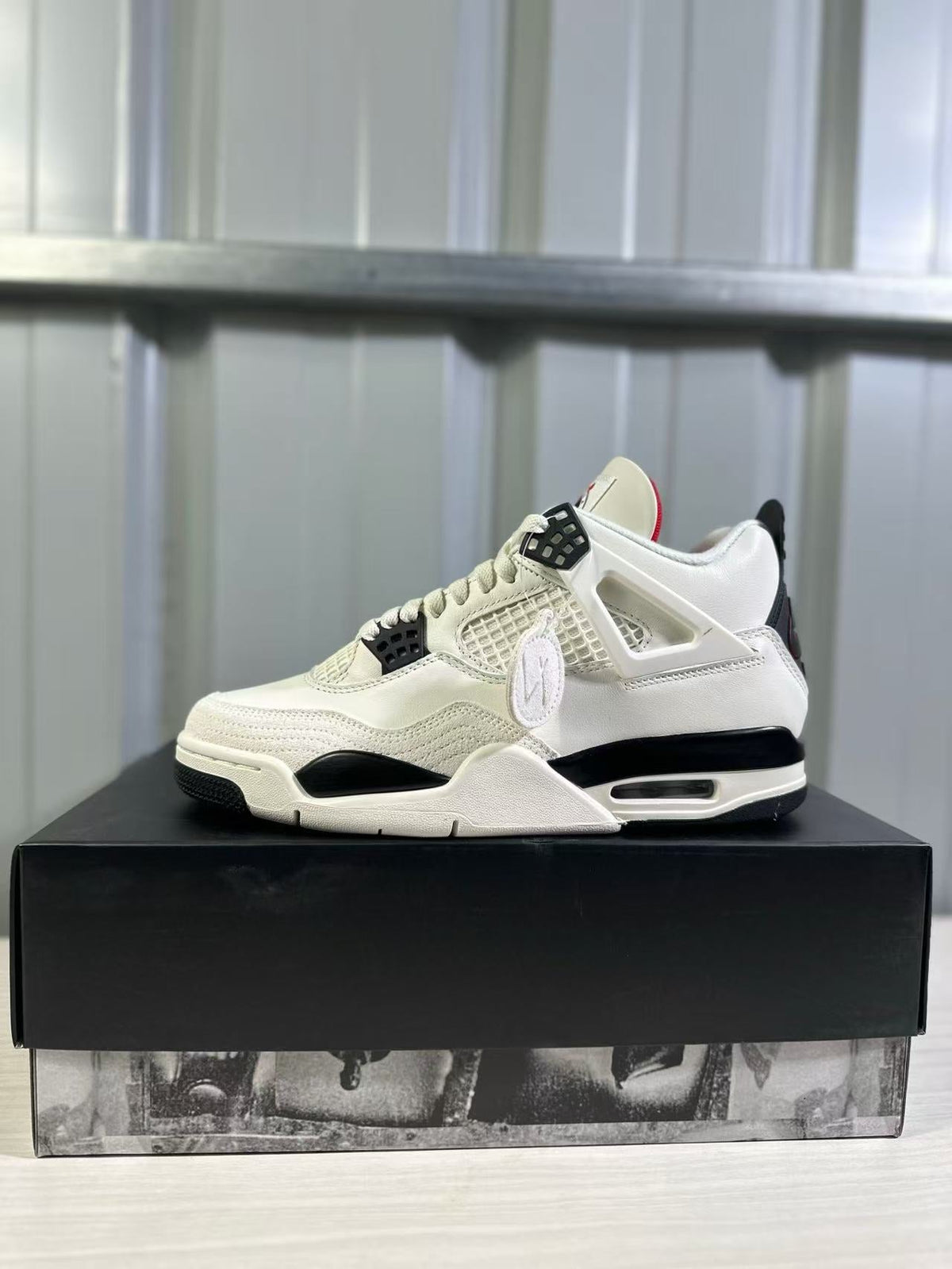 Jordan Air Jordan 4 Retro Flight Club White Black IM4002-100