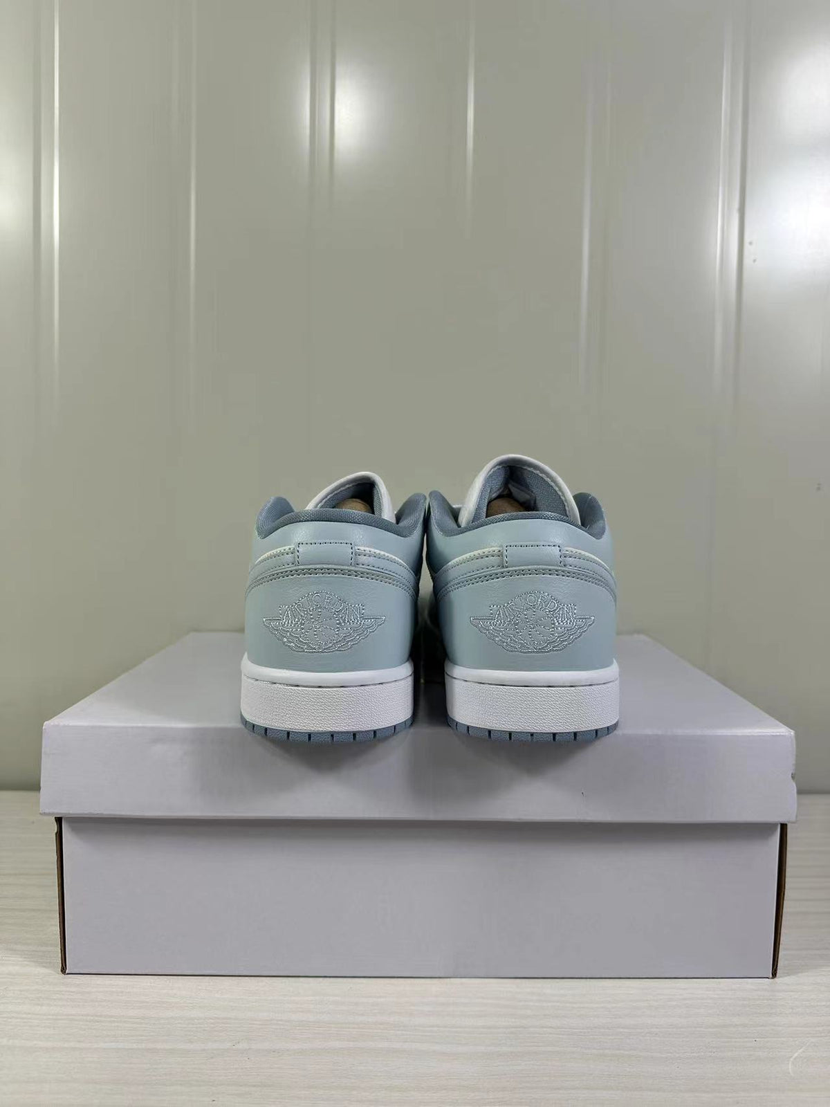 Jordan Air Jordan 1 Low Blue White DC0774-164