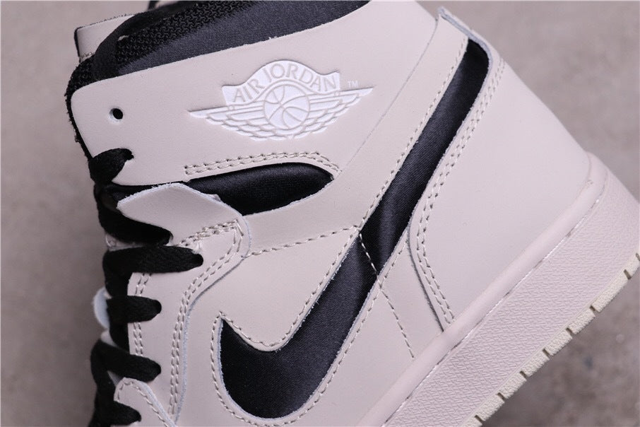 Jordan 1 Zoom CMFT Summit White Sneakers CT0979-100