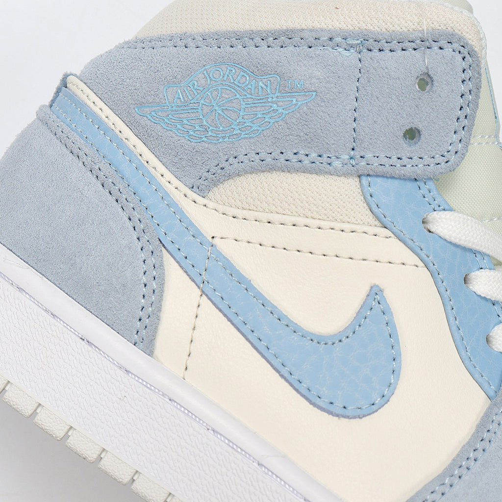 Jordan 1 Mid SE Paris Blue Sneakers DA4666-100