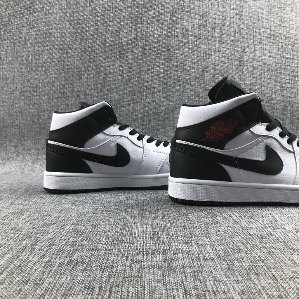 Jordan 1 Mid Reverse Black Toe Black and White Sneakers BQ6472-101
