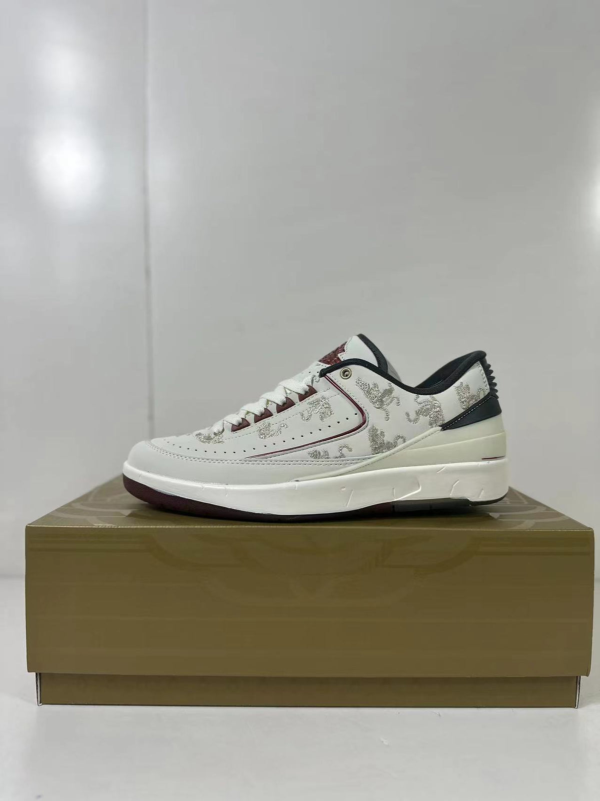 Jordan Air Jordan 2 Low Chinese New Year White FJ5736-100