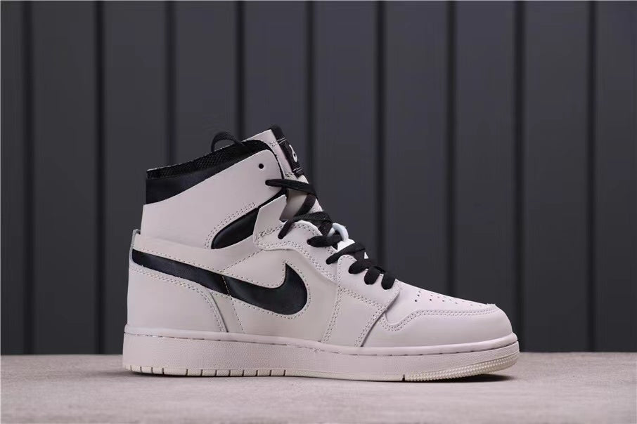 Jordan 1 Zoom CMFT Summit White Sneakers CT0979-100