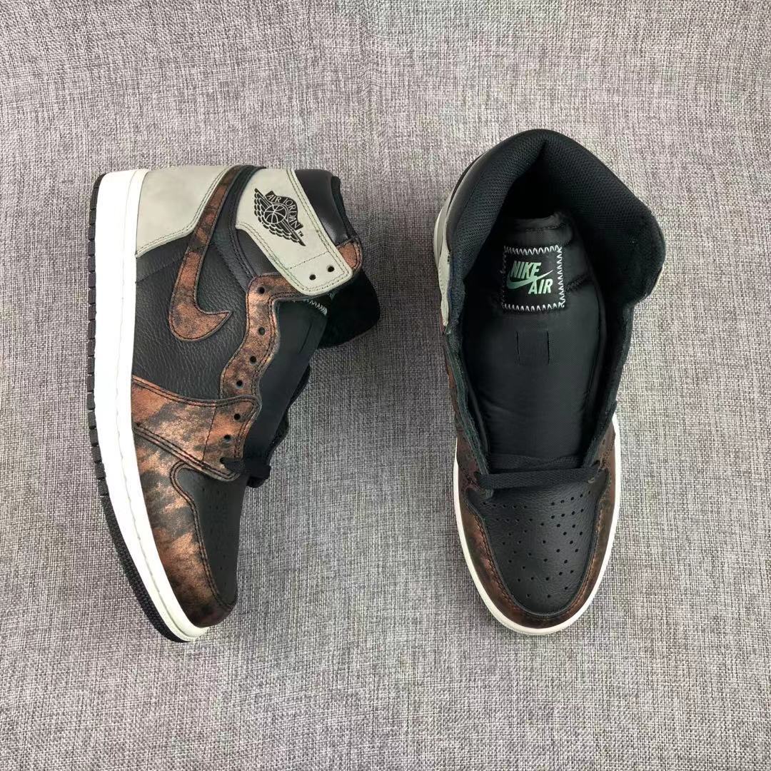 Jordan 1 Retro Rust Shadow High-Top Sneakers 555088-033