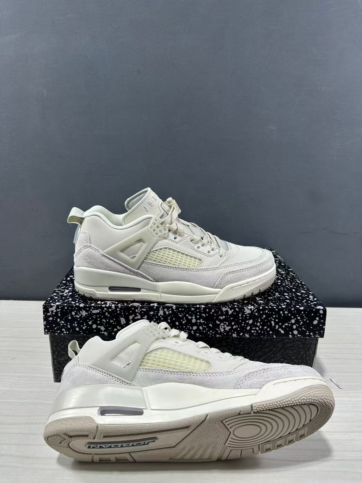 Jordan Spizike Low Grey Sneakers IU7551-030