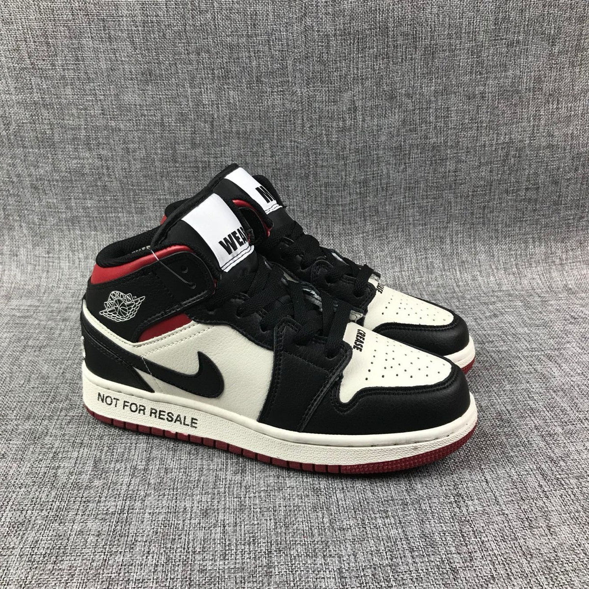 Air Jordan 1 High OG Black White Red Sneakers