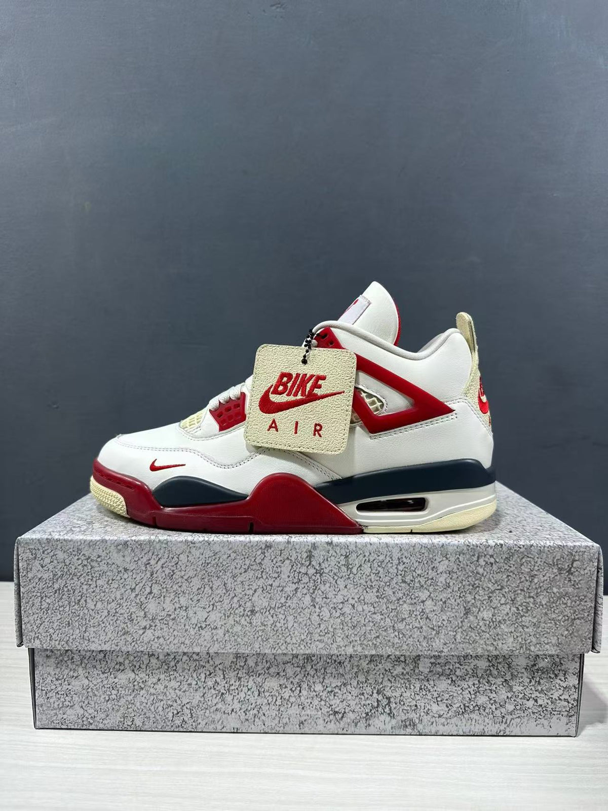 Jordan Air Jordan 4 Retro White Red Sneakers