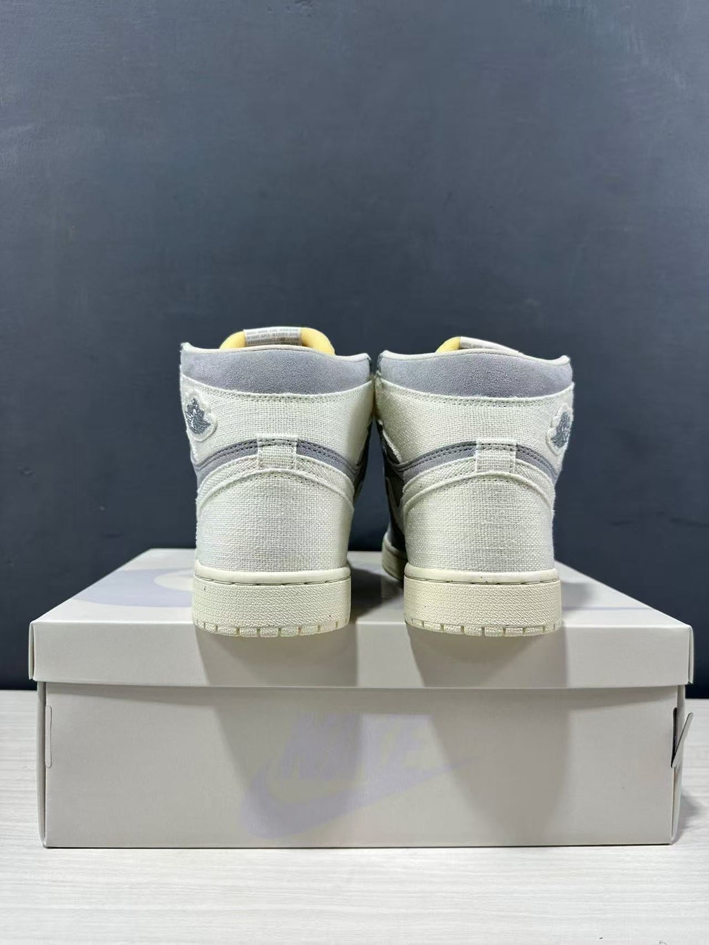 Jordan Air Jordan 1 High Sneakers Grey FD8636-011