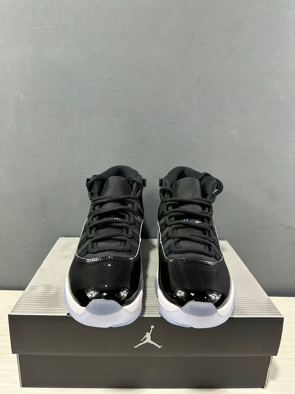 Jordan Air Jordan 11 Retro High Sneakers Black Blue CT8012-900
