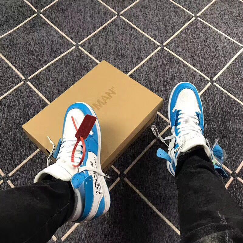 Air Jordan 1 High Off-White University Blue Sneakers