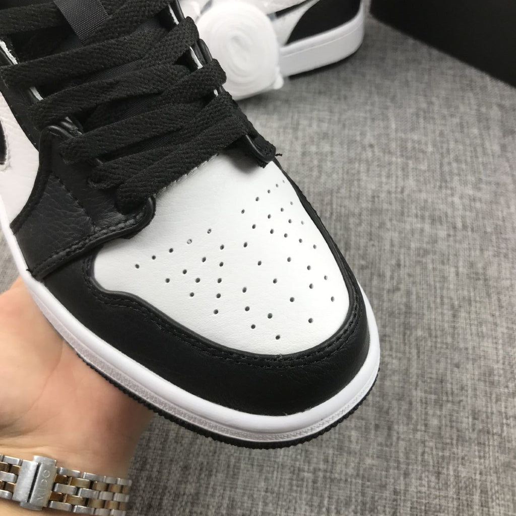 Air Jordan 1 Mid Quai 54 Sneakers Black Multi-Color CJ9219-001