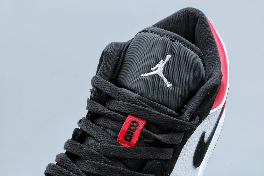 Jordan 1 Low Black Toe Sneakers Black White Red