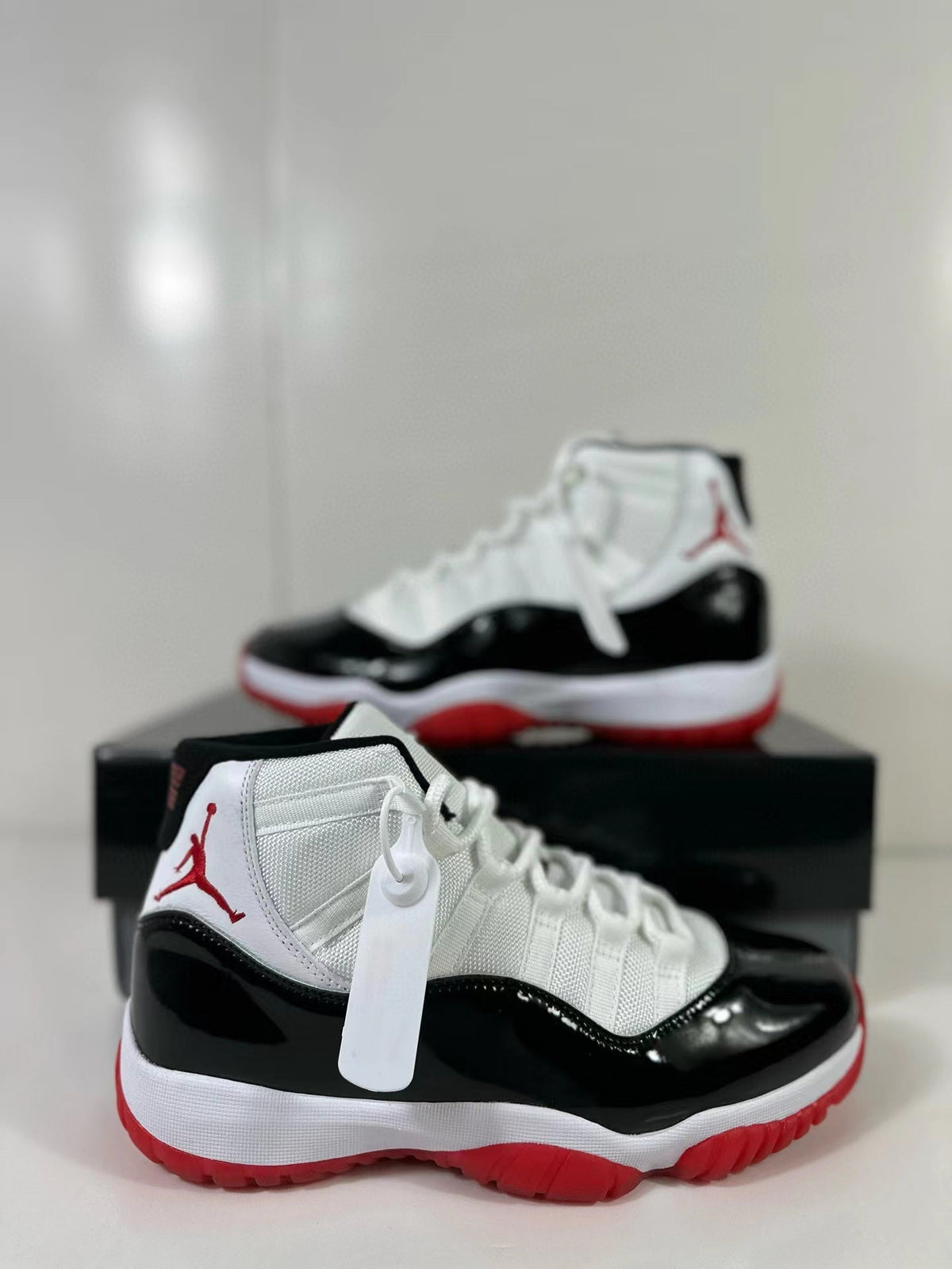 Jordan Air Jordan 11 Retro Concord Bred Sneakers CT8012-106