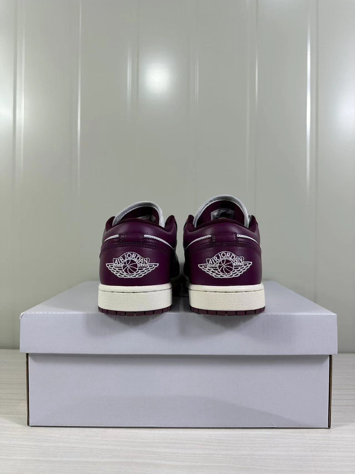 Jordan Air Jordan 1 Low Bordeaux White DC0774-161