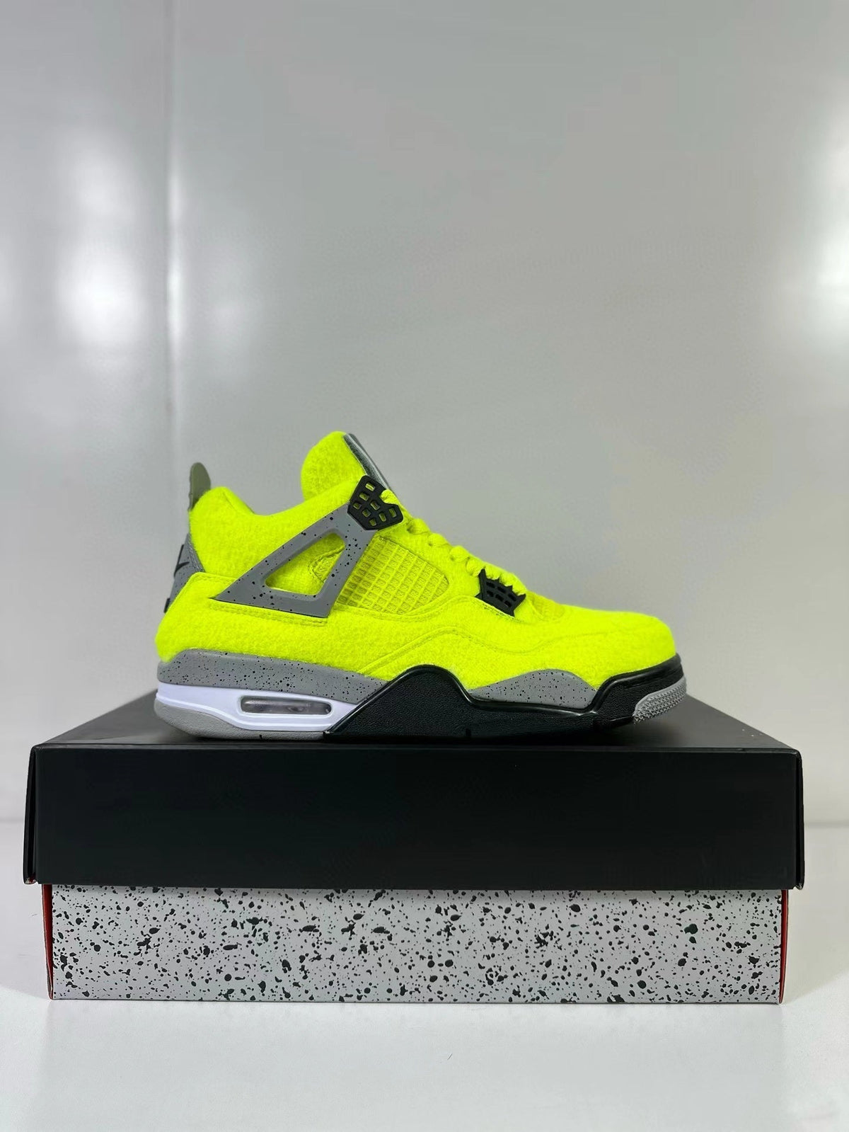 Jordan Air Jordan 4 Retro SP Yellow Grey Black Sneakers DV6773-700