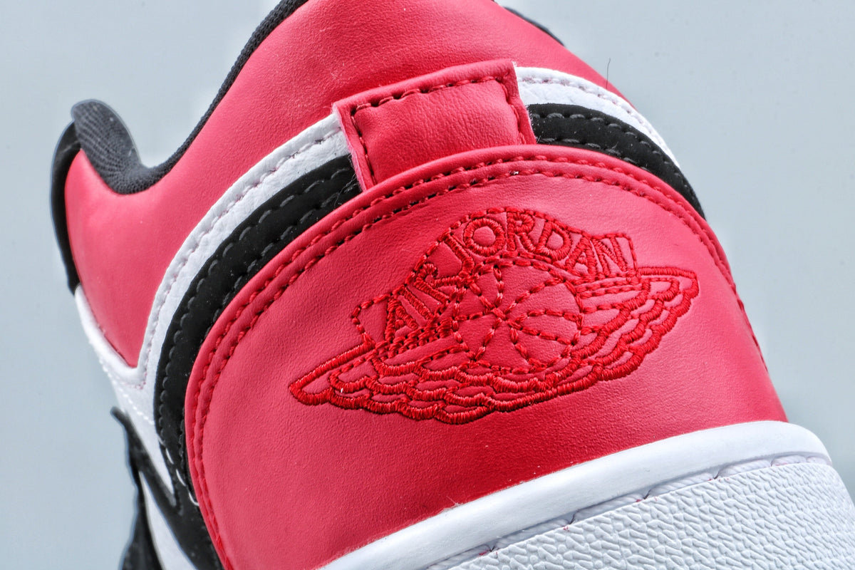 Jordan 1 Low Black Toe Sneakers Black White Red