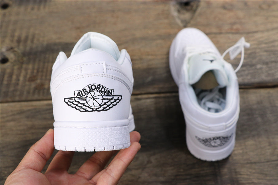 Jordan 1 Low White Basketball Sneakers 553560-101