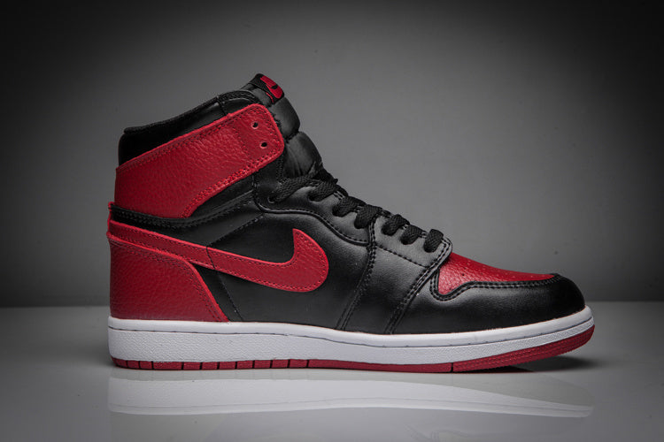 Jordan 1 High Black Red White Sneaker