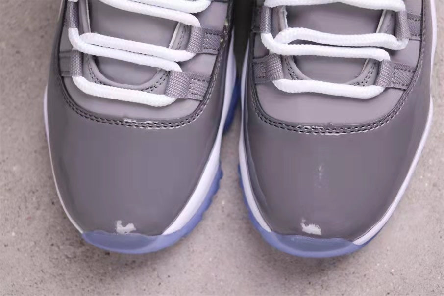 Jordan 11 High Cool Grey Sneakers CT8012-005