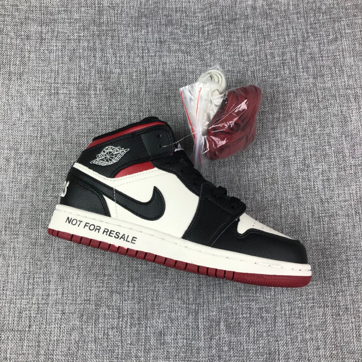 Air Jordan 1 High OG Black White Red Sneakers