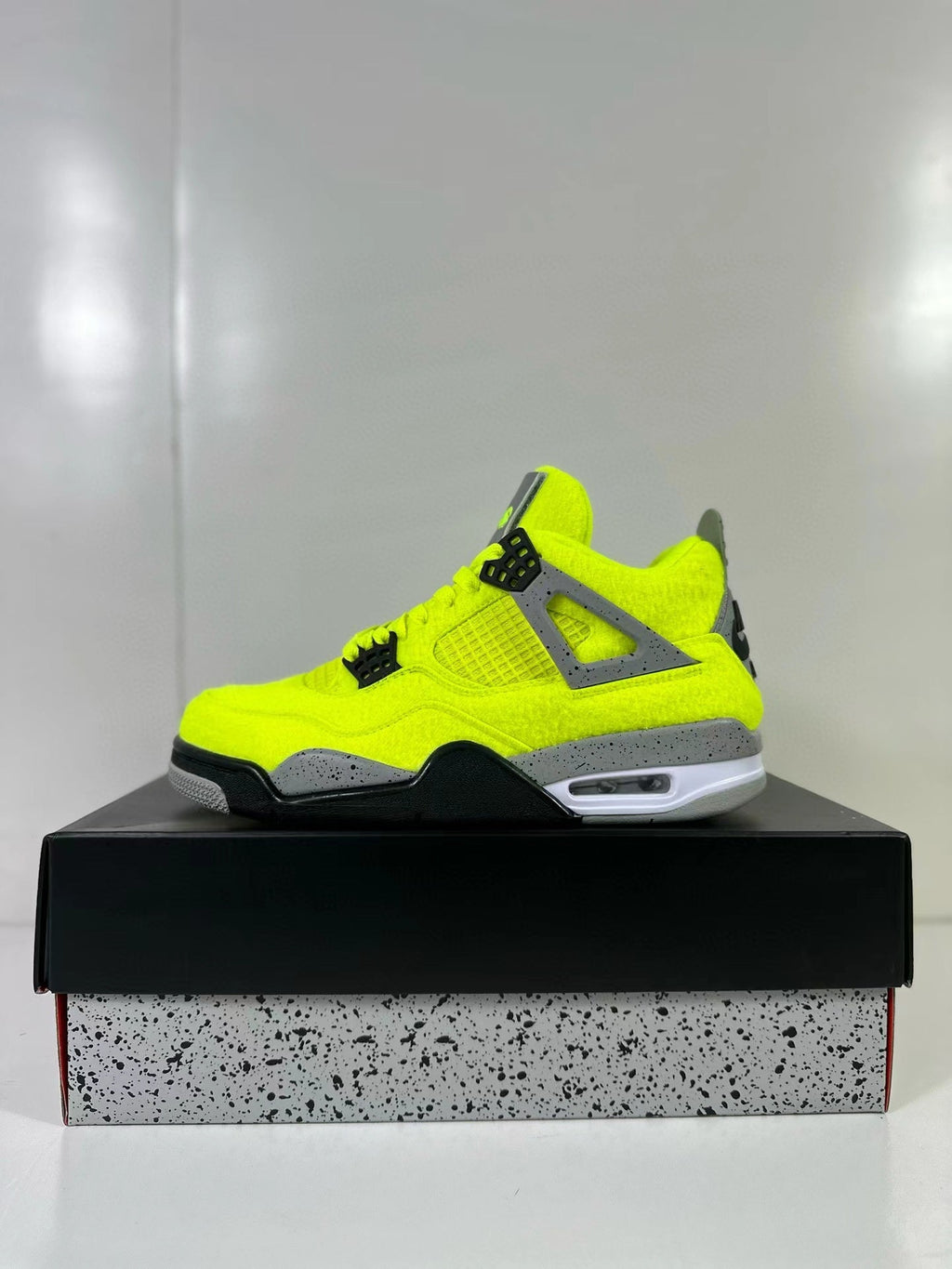 Jordan Air Jordan 4 Retro SP Yellow Grey Black Sneakers DV6773-700