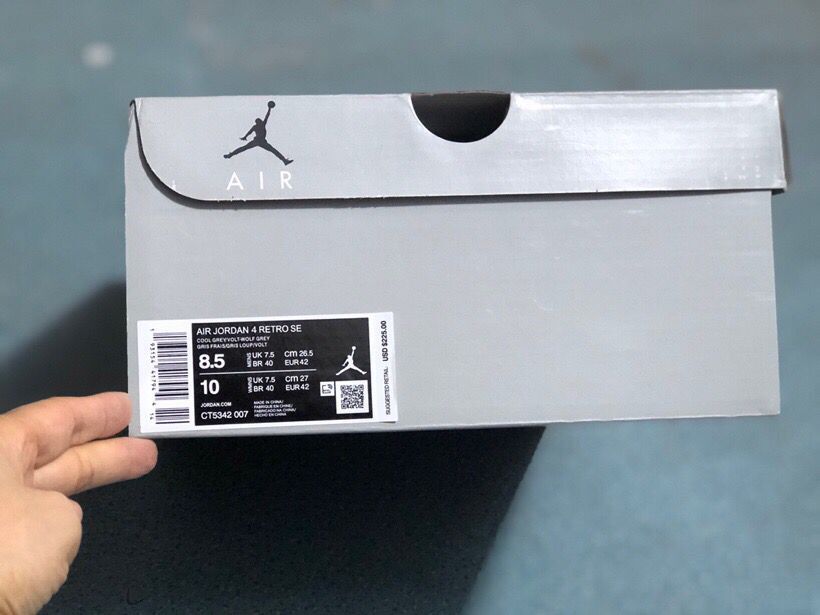 Jordan 4 Retro Gray Green Sneakers
