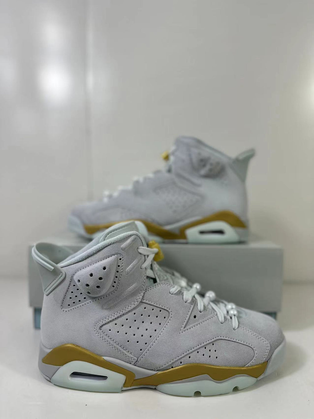 Jordan Air Jordan 6 High Sneakers White Gold Glacier Blue DQ4914-074