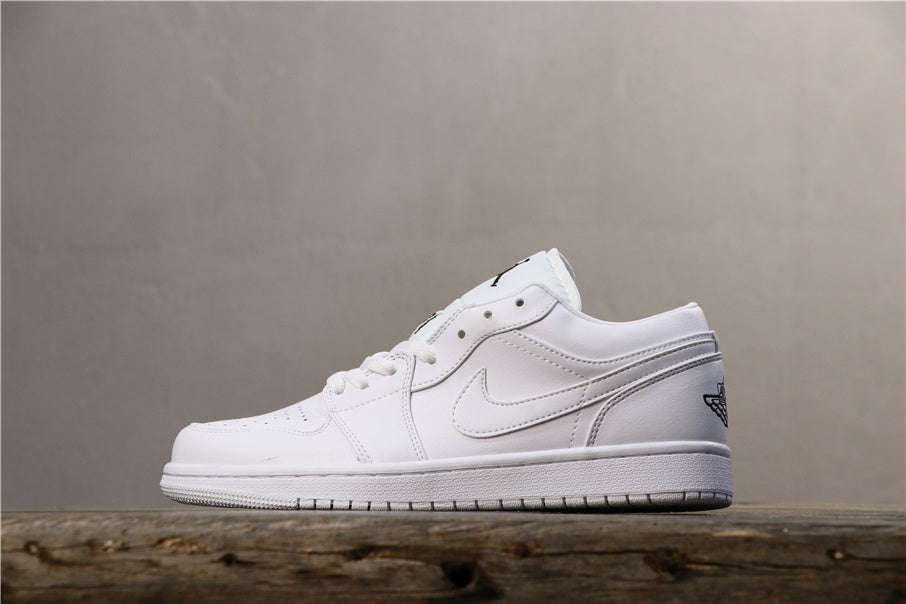Jordan 1 Low White Basketball Sneakers 553560-101