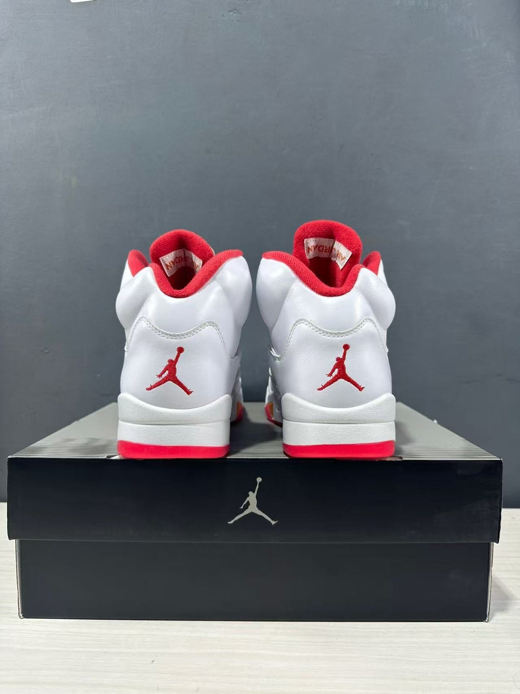 Jordan Air Jordan 5 Sunset White Sneakers IV5678-102
