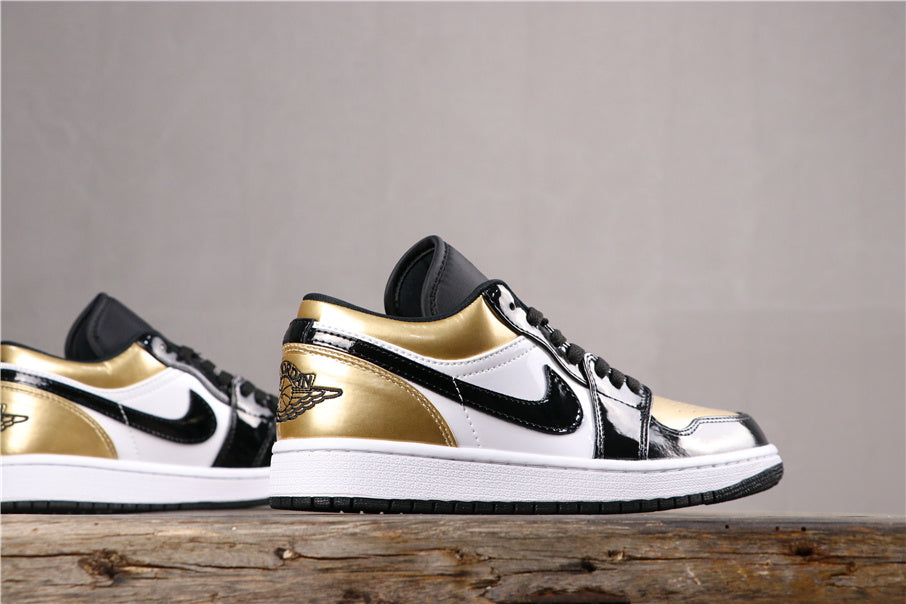 Jordan 1 Low Black Gold Sneakers CQ9447-700
